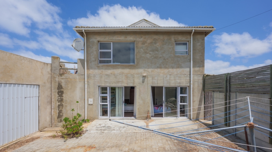 3 Bedroom Property for Sale in Struisbaai Western Cape